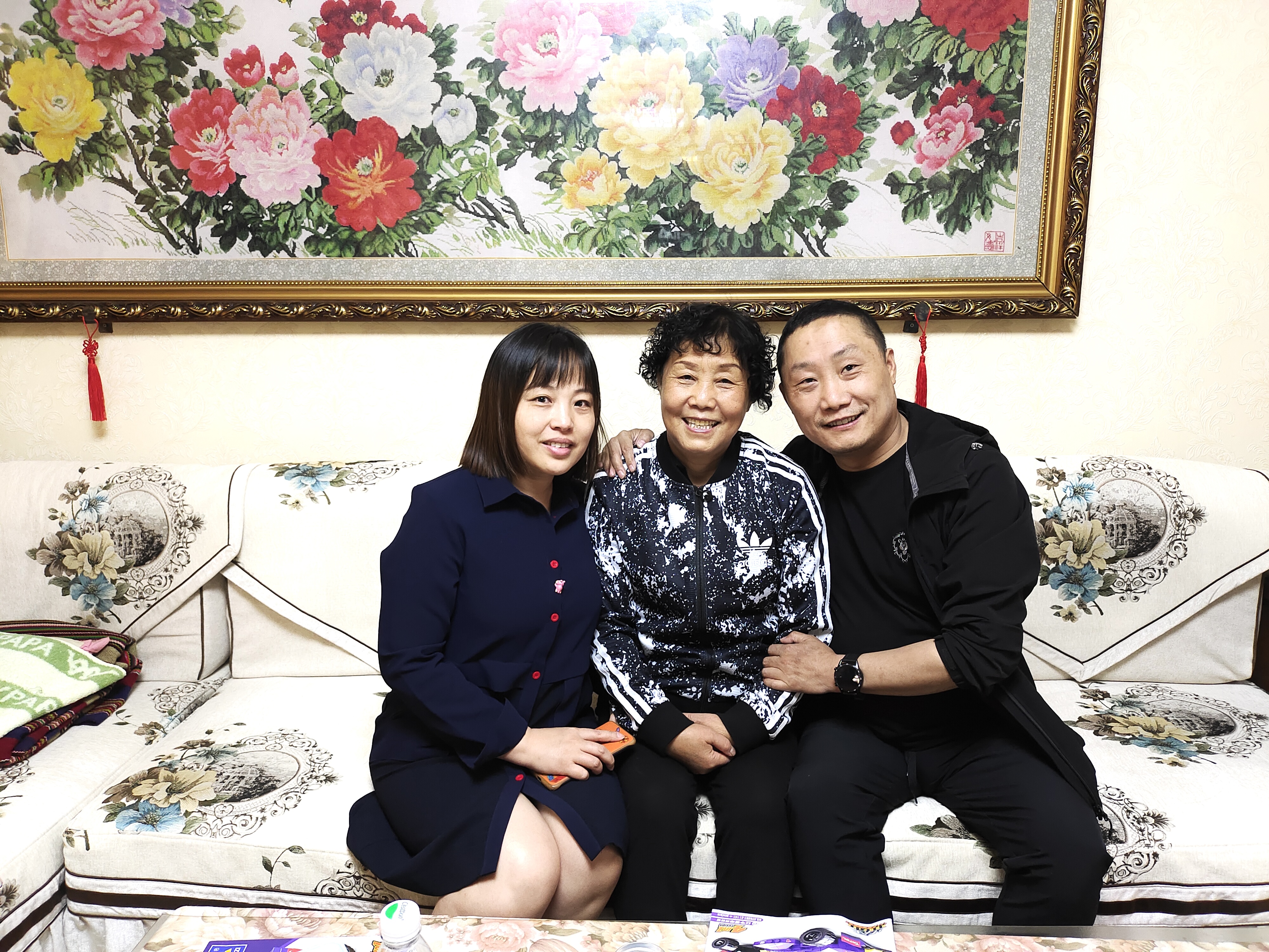 今天，我們把朋友圈留給她……
