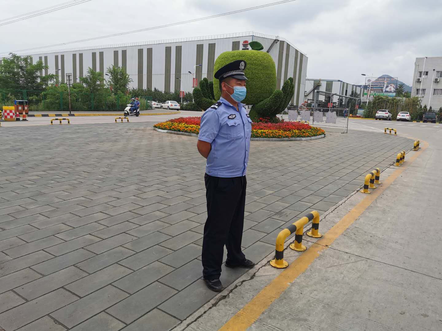 【鋼城文苑】肩扛安全擔(dān)使命，永葆軍魂獻(xiàn)青春
